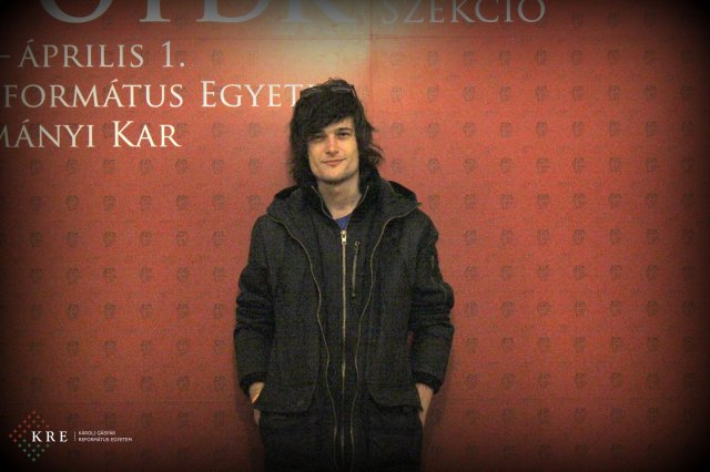 OTDK fal előtt készült képek